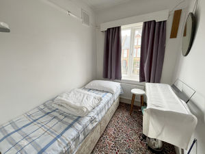 Photo 13- click for photo gallery